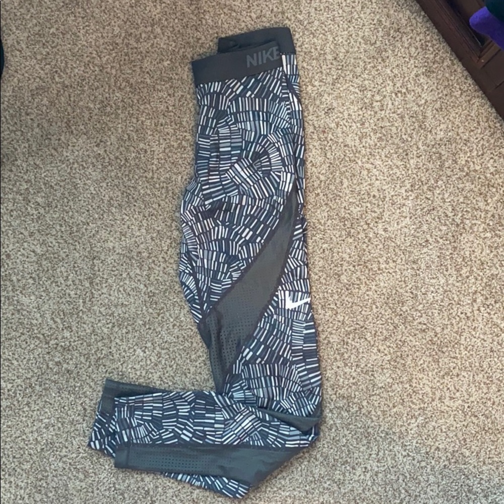 Nike pro leggings
